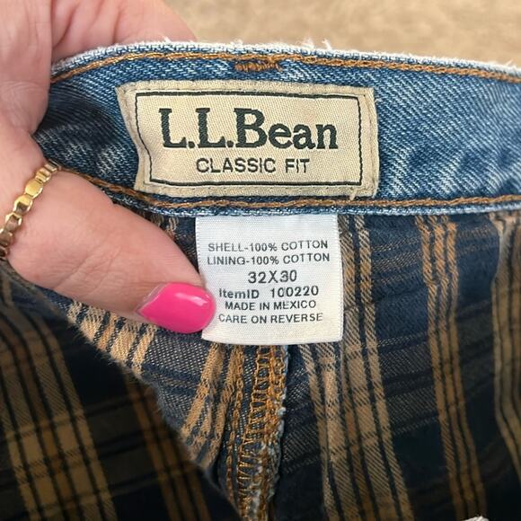 L.L. BEAN Relaxed Fit flannel line jeans 32x30 - Picture 2 of 5